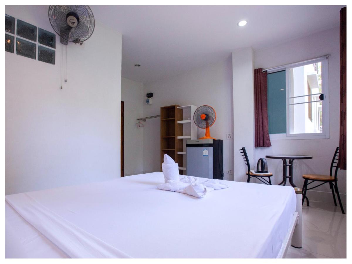 Namhasin House Hotell Koh Tao Exteriör bild