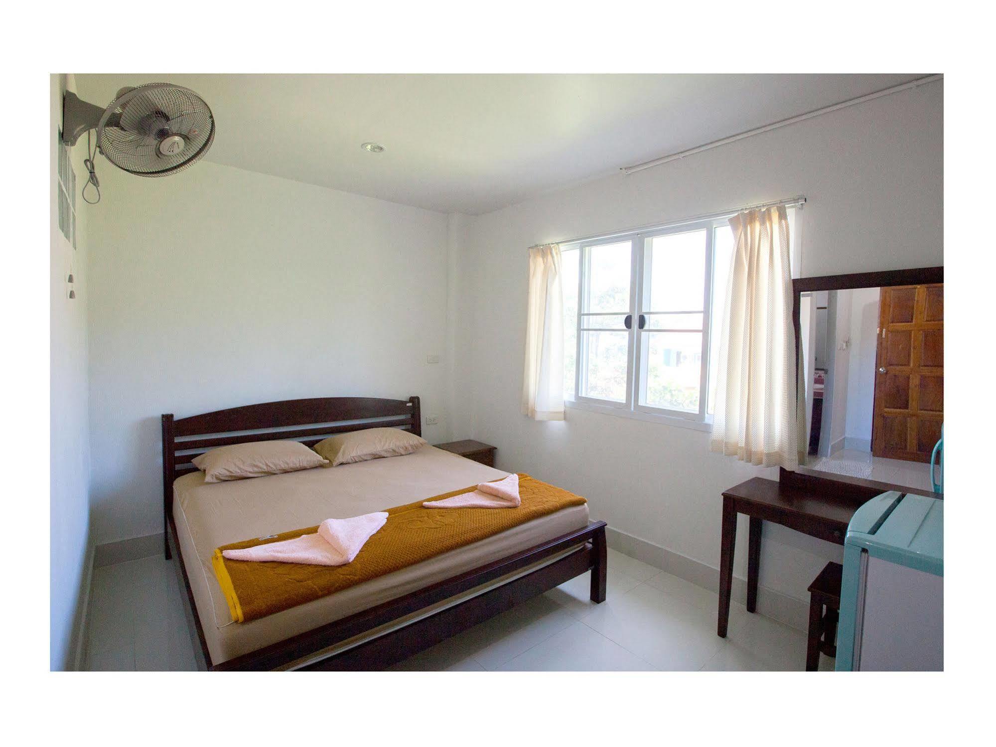 Namhasin House Hotell Koh Tao Exteriör bild